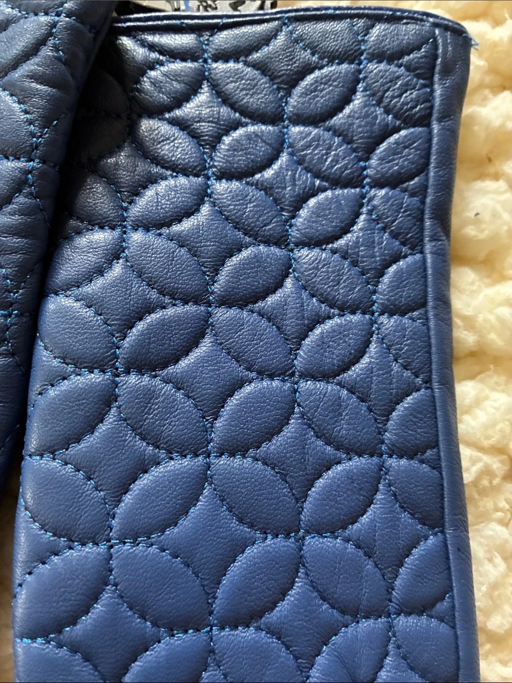 Quilted Royal Blue Women’s Fashion Gloves